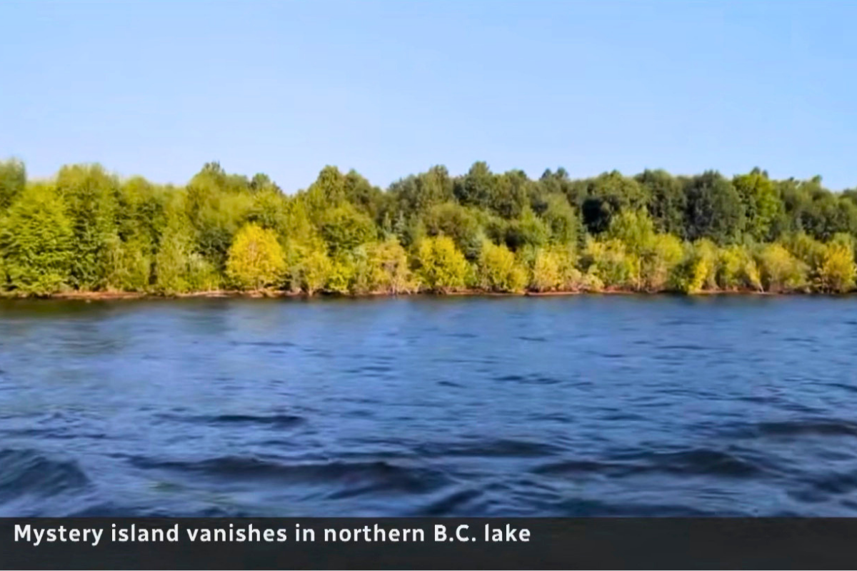 Leggi l'articolo: In un lago canadese è comparsa un’isola e poi è scomparsa