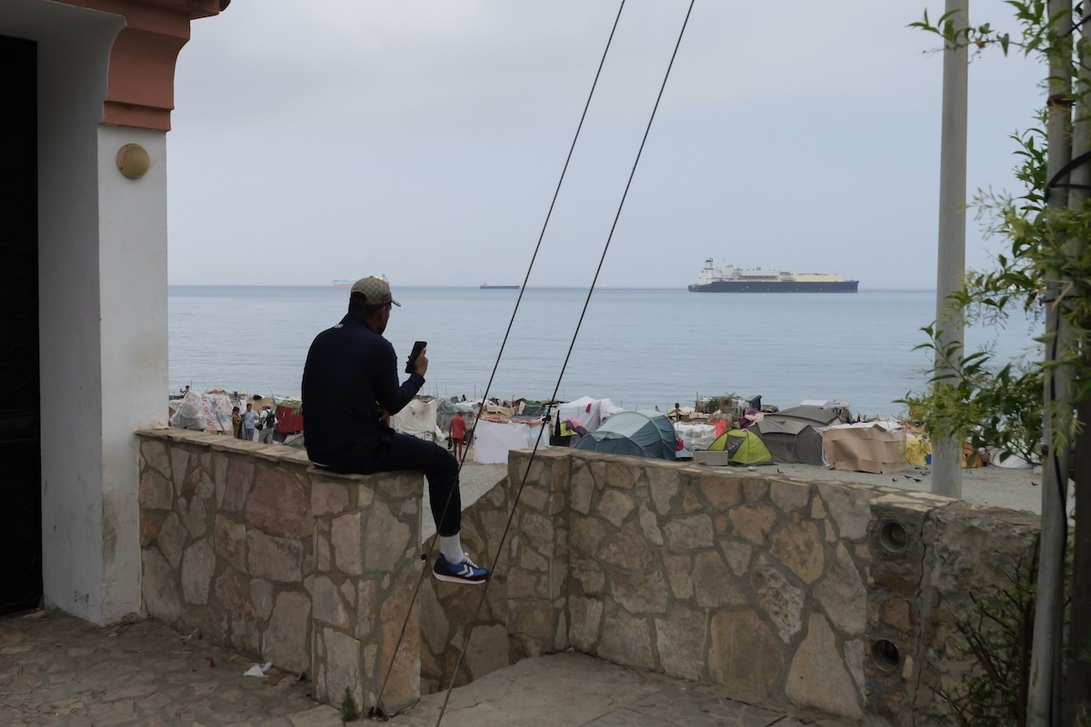 Nessuno sa quanti migranti ci sono a Ceuta