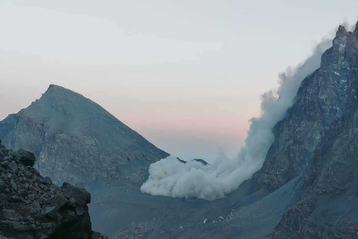Il Monviso continua a franare