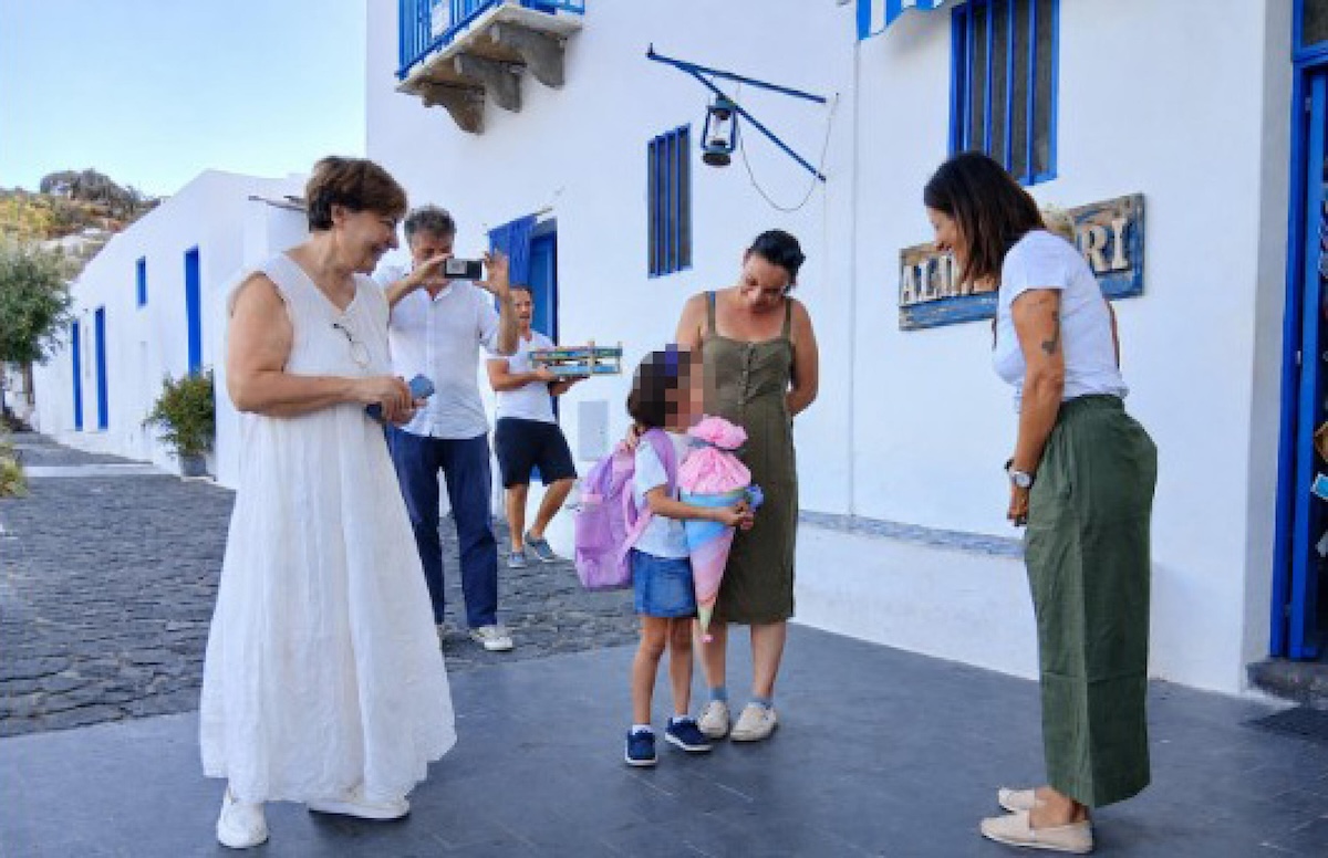 Ha aperto sull’isola di Stromboli la scuola più piccola d’Italia, con una sola alunna