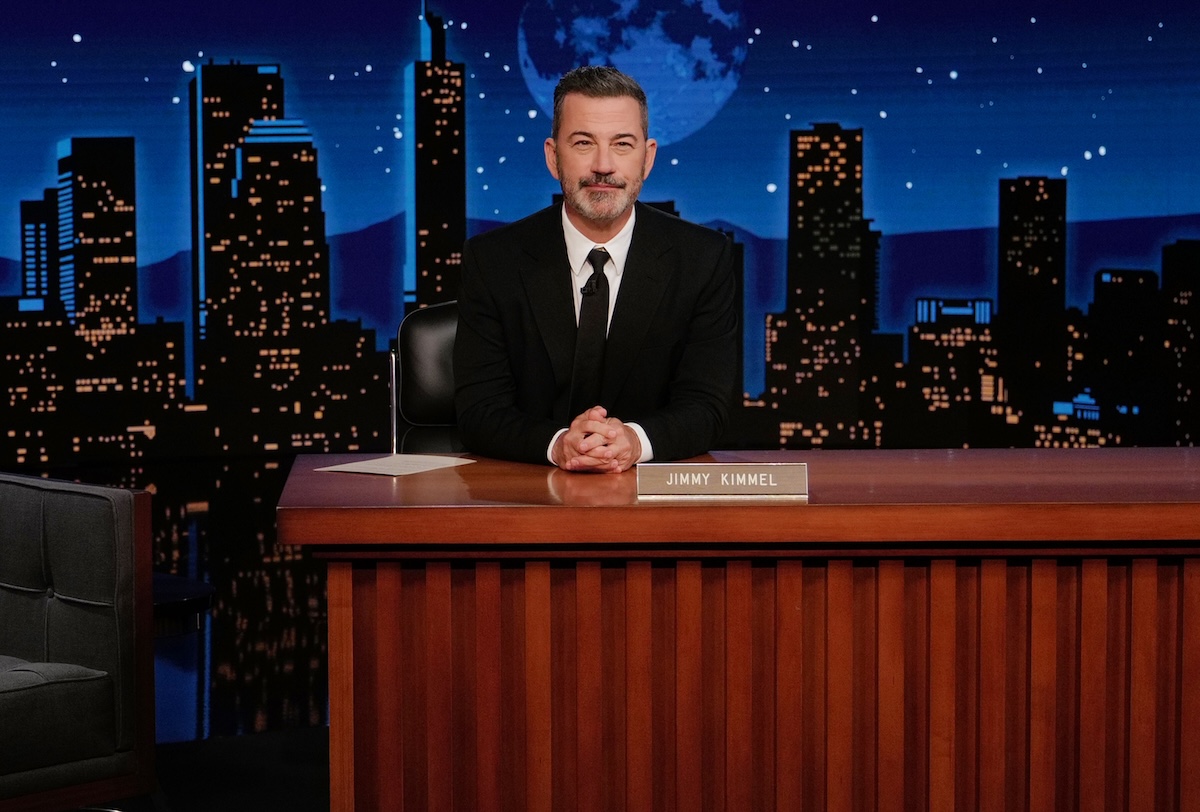 Jimmy Kimmel trasmetterà l’intervista al Democratico James Talarico solo su YouTube per le pressioni della FCC sulla sua rete