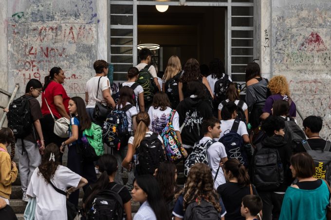 In alcuni comuni della Sicilia fa ancora troppo caldo per andare a scuola