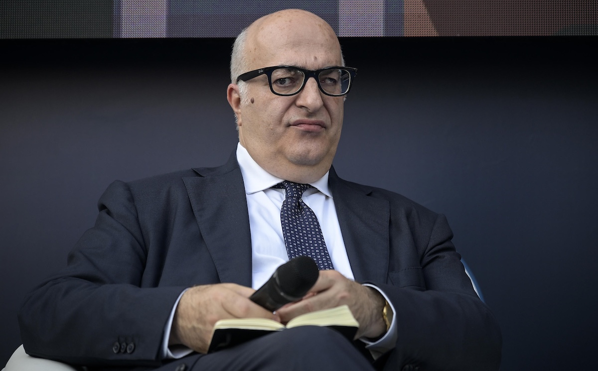 Il giornalista Mario Sechi è stato nominato direttore dell’agenzia di stampa Dire