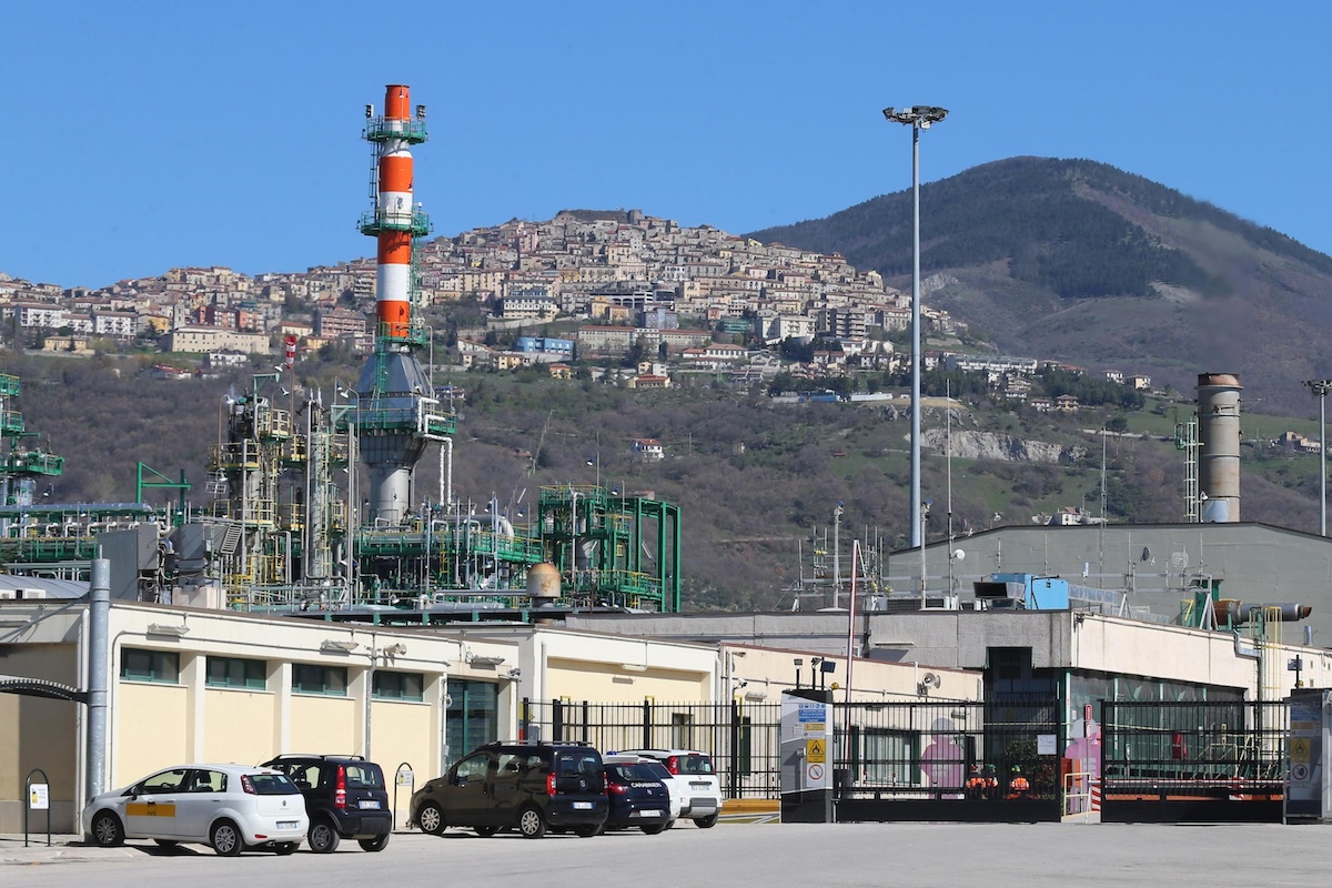 tra il governo e il petrolio c8217232 la basilicata da Ilpost.it tra il governo e il petrolio c8217232 la basilicata