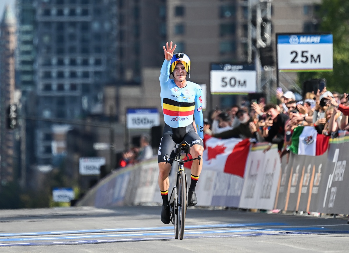 Come fa Remco Evenepoel a essere così forte a cronometro?