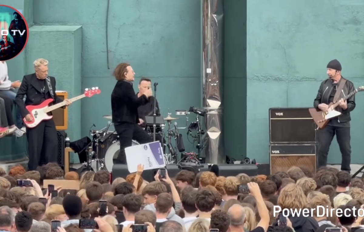 Leggi l'articolo: Il concerto degli U2 nella scuola superiore in cui cominciarono a suonare