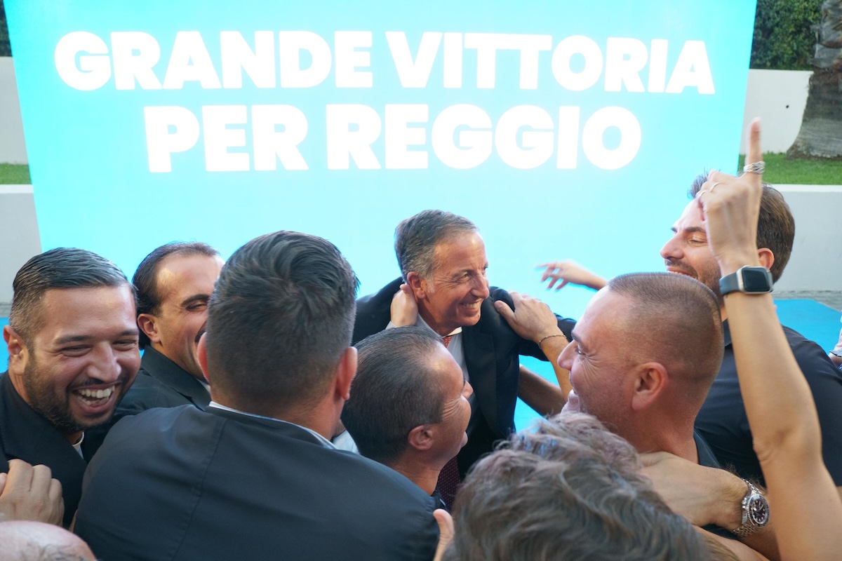 Alle elezioni suppletive di Reggio Calabria ha vinto il centrodestra