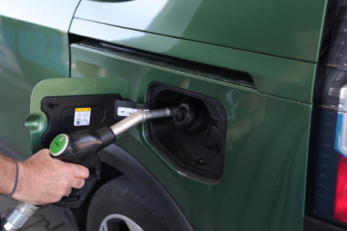 In Italia i prezzi di benzina e gasolio sono aumentati per la sesta settimana consecutiva