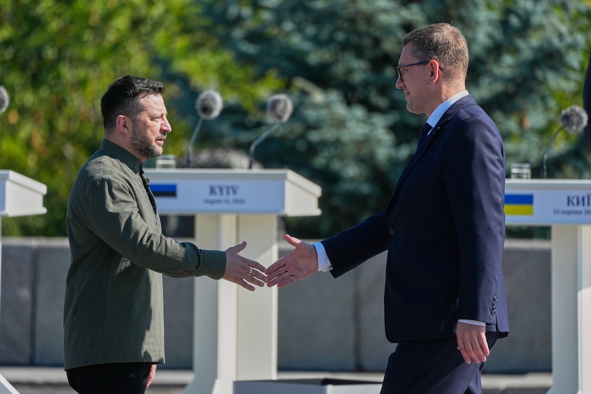 L’Estonia ha accusato la Russia di un incendio in una fabbrica di armi che rifornisce anche l’Ucraina, avvenuto quest’estate
