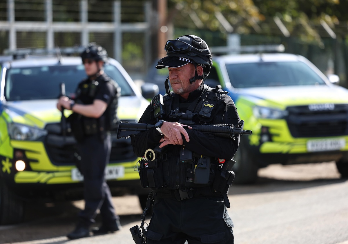 Un cittadino anglo-iraniano è stato arrestato per il presunto piano per attaccare la base RAF Fairford