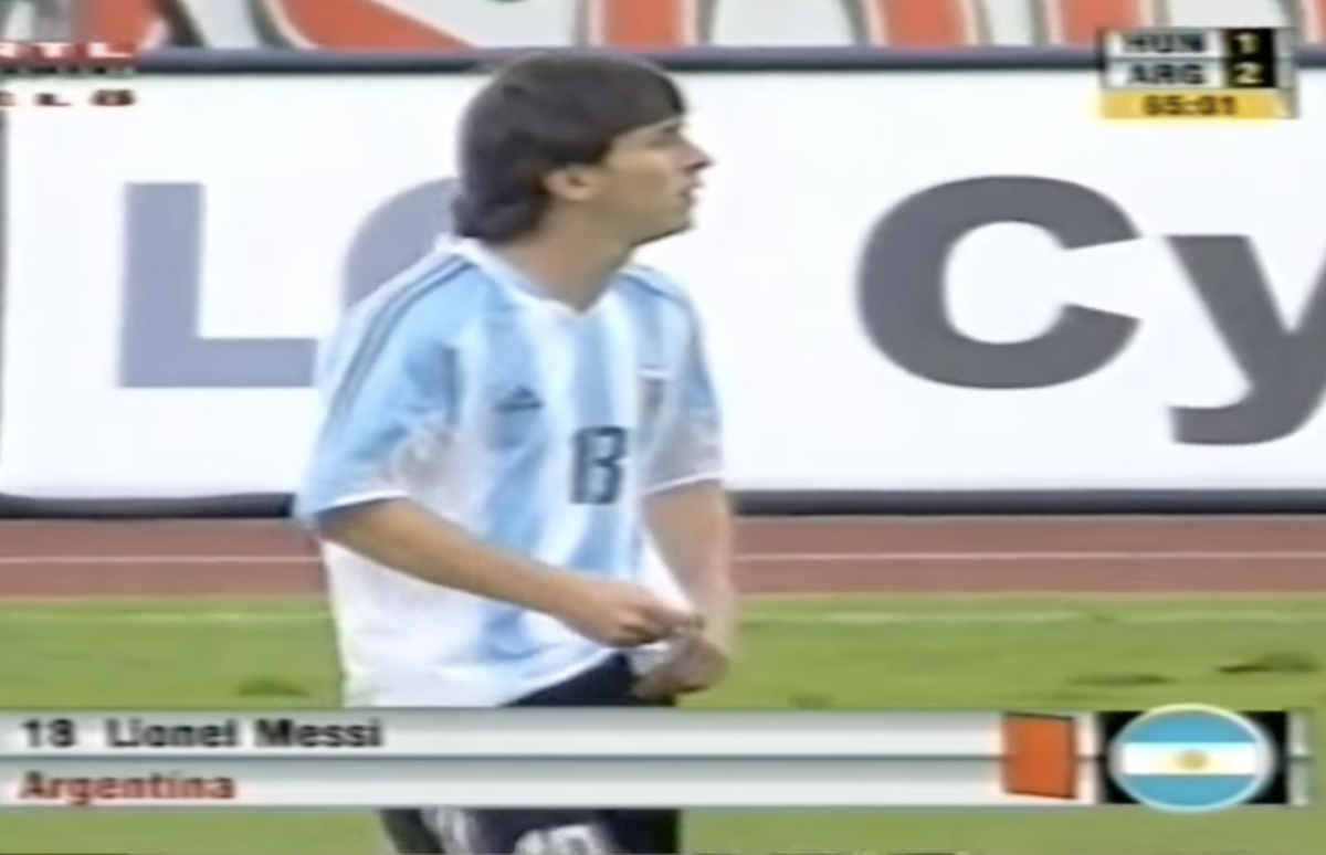Leggi l'articolo: La prima partita di Lionel Messi con l’Argentina, ora che sta per giocare l’ultima