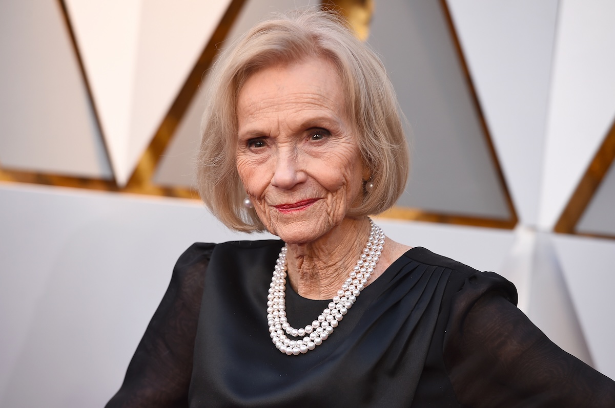 È morta a 102 anni l’attrice statunitense Eva Marie Saint, nota per “Fronte del porto” e “Intrigo internazionale”