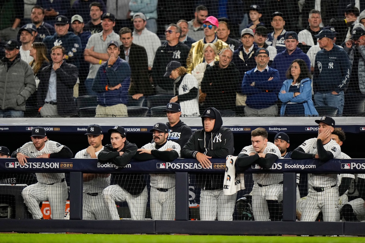 Leggi l'articolo: L’interferenza di un tifoso in una partita di baseball, forse decisiva per far perdere i New York Yankees