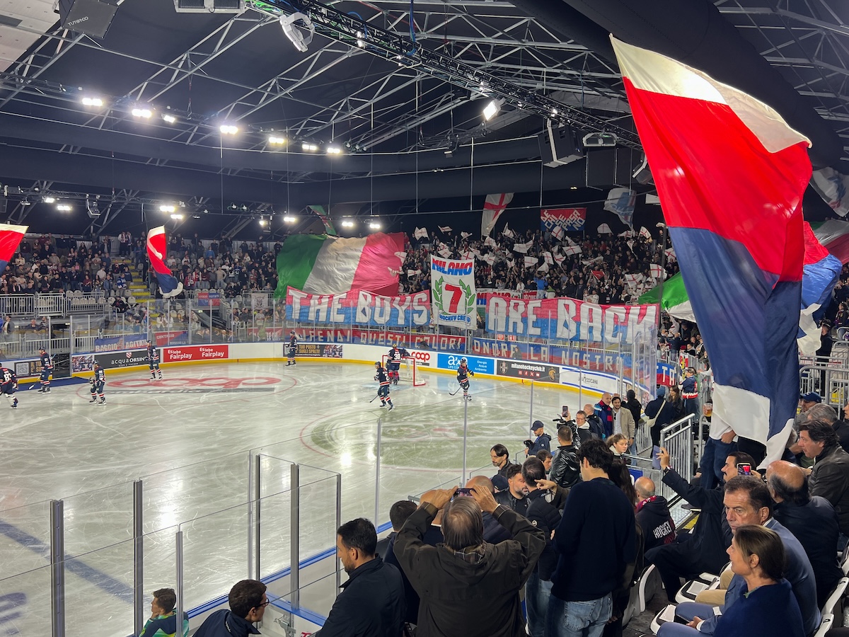L’hockey su ghiaccio è tornato a Milano