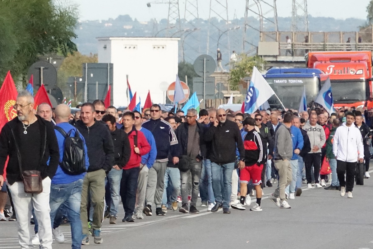Gli scioperi dei lavoratori dell’ex ILVA contro la chiusura