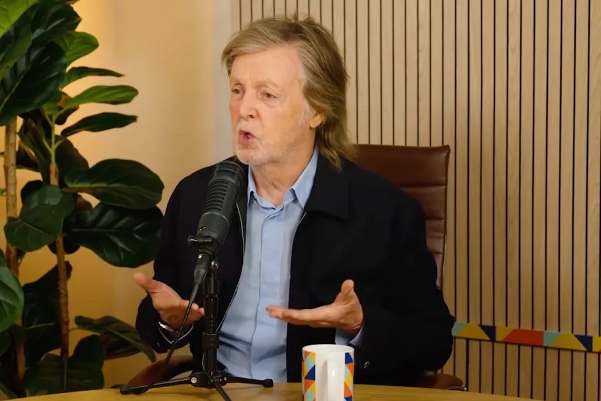 Leggi l'articolo: Paul McCartney ci tiene molto a precisare che lui e Lennon erano alti uguali