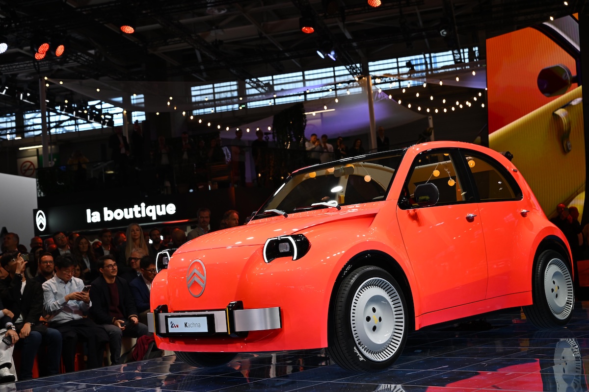 Per rispondere alla Cina le aziende automobilistiche europee puntano sulla nostalgia