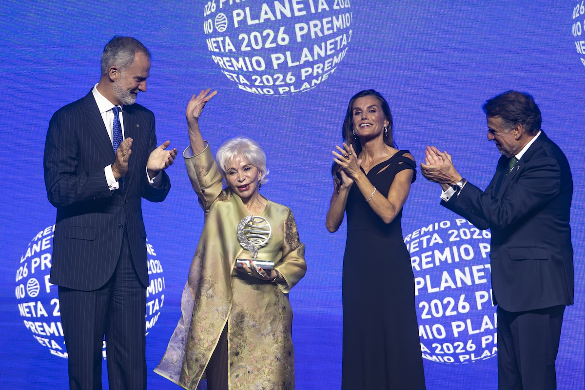Il premio milionario che ha fatto cambiare editore a Isabel Allende