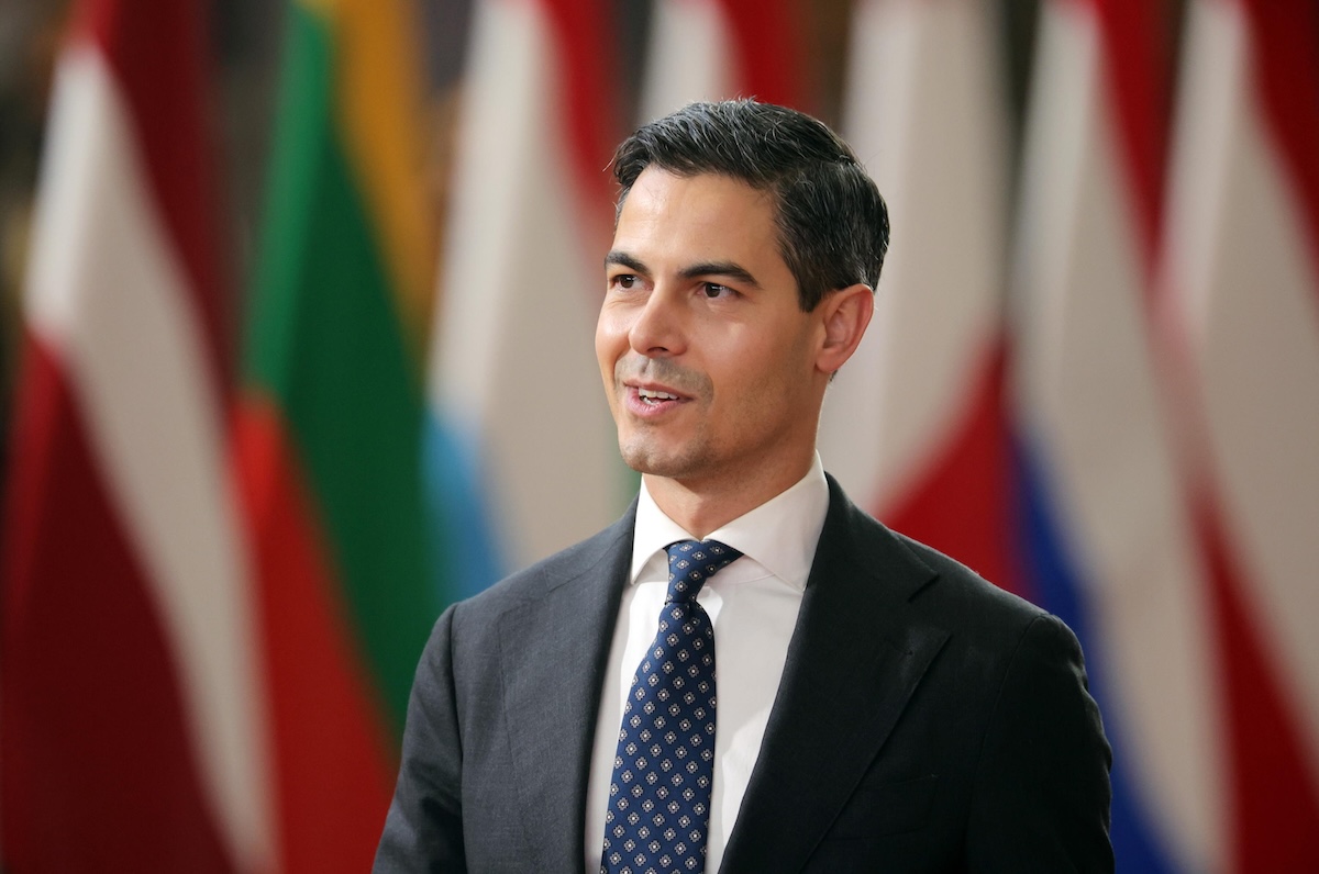 Il primo ministro dei Paesi Bassi ha annunciato che aspetta un figlio grazie alla gestazione per altri