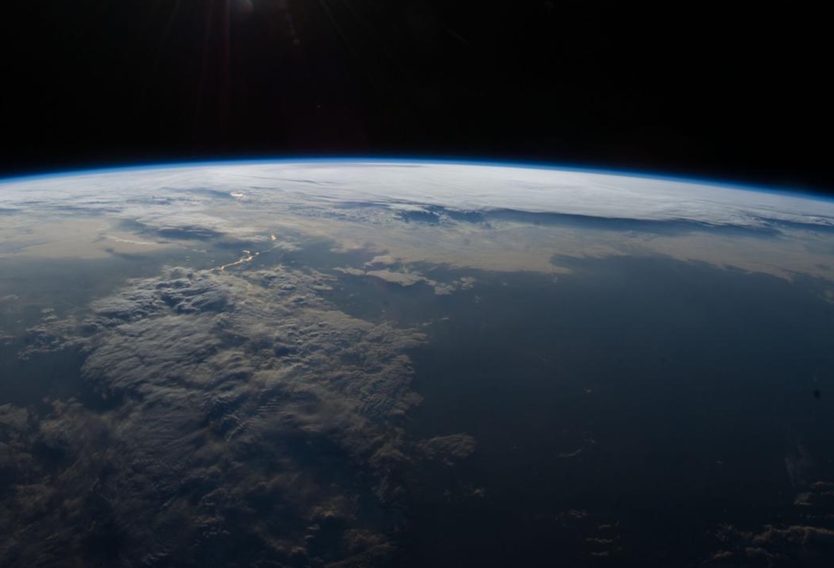 Il satellite russo che ha pedinato un satellite usato dall’Ucraina