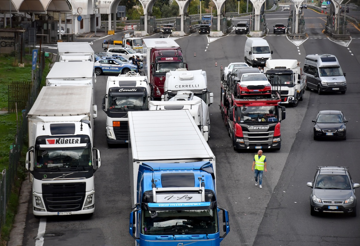 Domenica 25 ottobre ai camion sarà eccezionalmente permesso di circolare al Sud