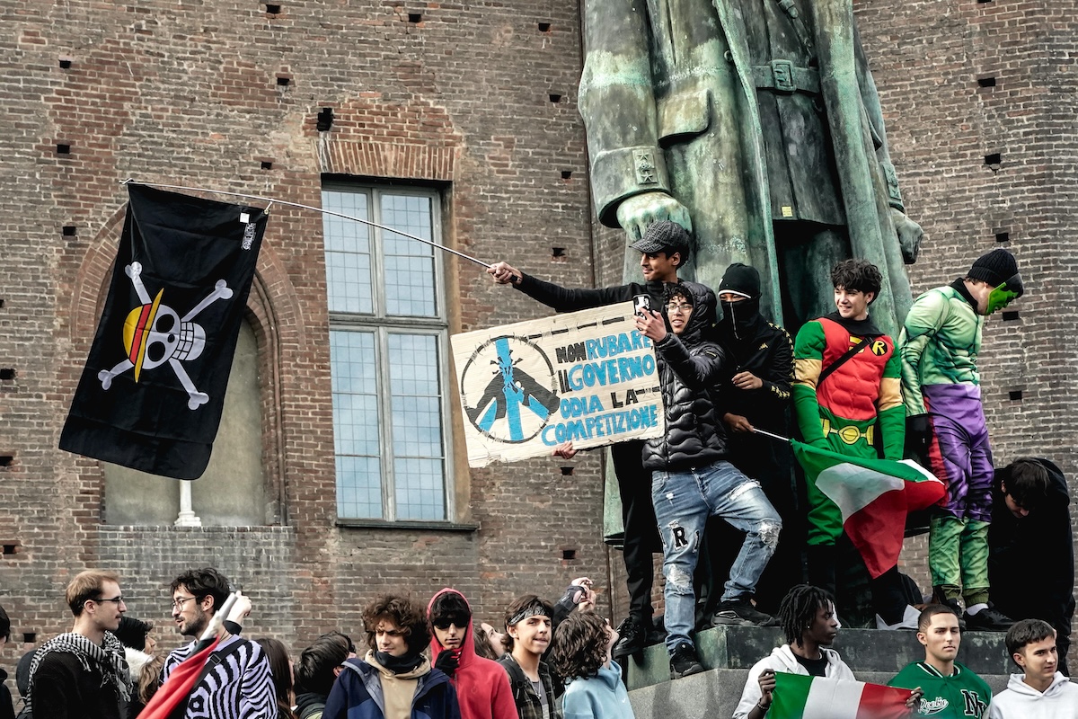 Le foto delle proteste di oggi nelle città italiane
