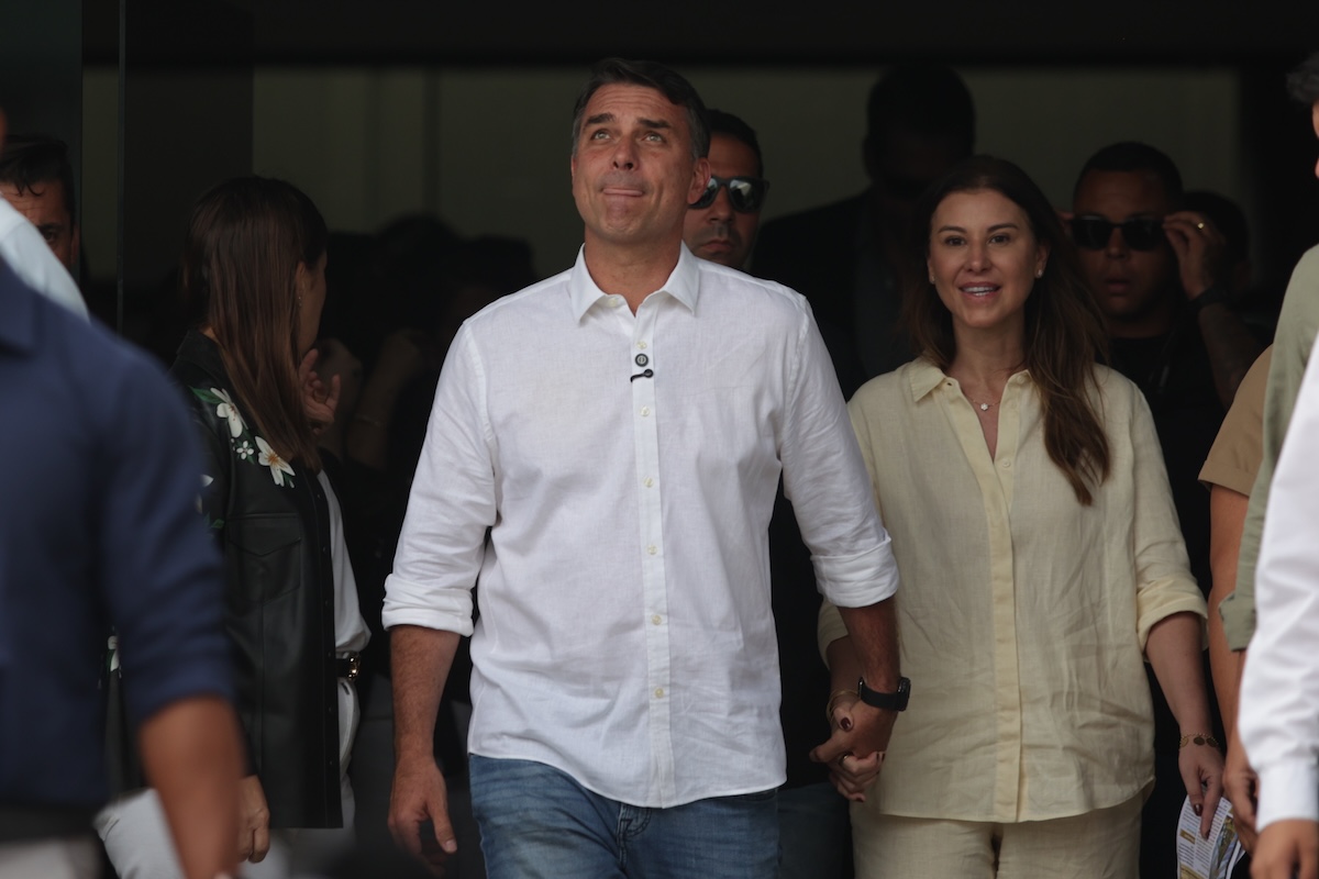 Flávio Bolsonaro è fuggito verso gli Stati Uniti