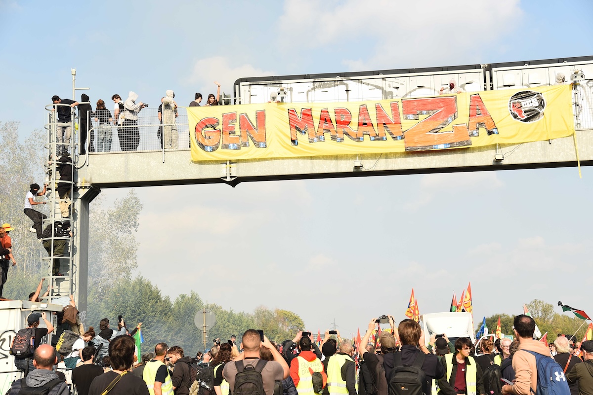 A Milano e a Bologna i manifestanti hanno occupato la tangenziale